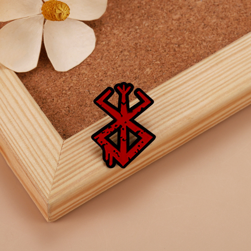 Broches e Pins de Crachá de Jo - Men Accessories Online avaliação e preço